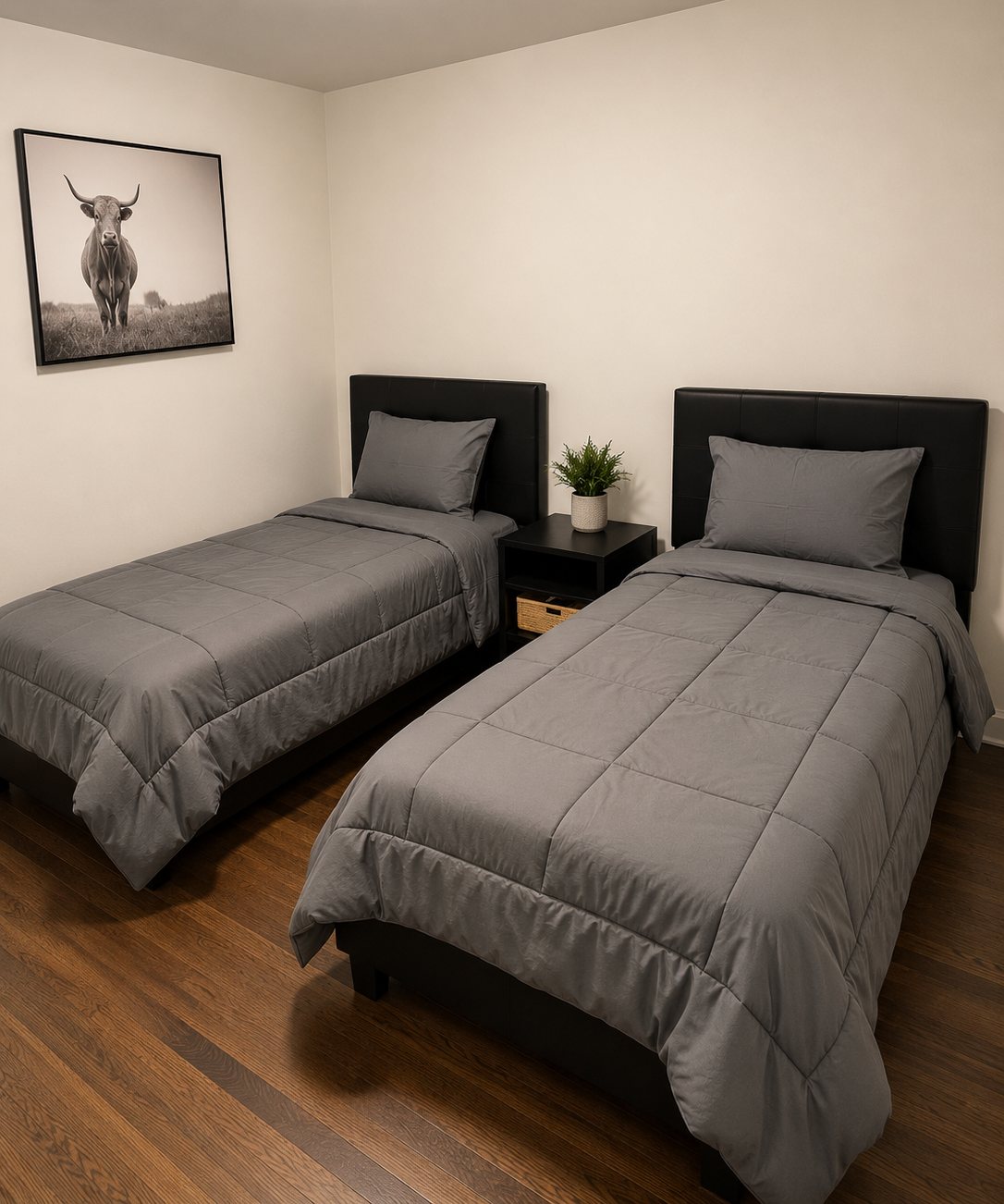 bedroomhardwood1